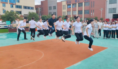 快乐生活    认真工作——记合肥金年会体育官方网站2023年秋季运动会